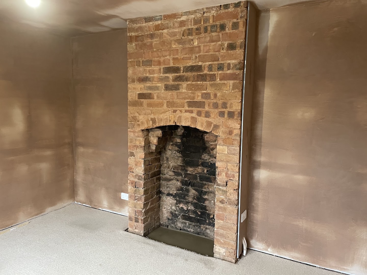 L Metcalf plastering · Photos 12