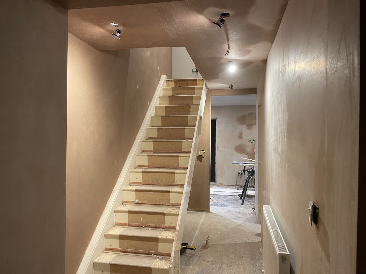 L Metcalf plastering · Photos 7